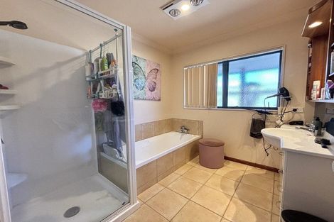 Photo of property in 12 The Fairway, Whakatane, 3120