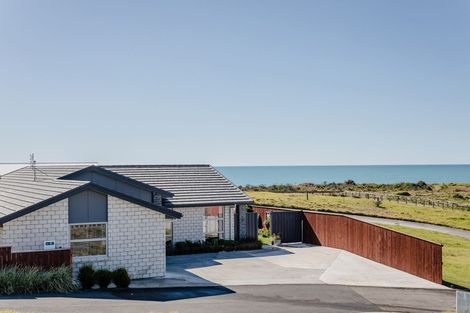Photo of property in 53 Omega Place, Coastlands, Whakatane, 3120