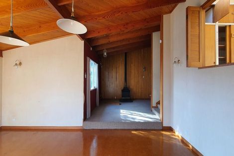 Photo of property in 57 Ocean View Road, Hillcrest, Auckland, 0627