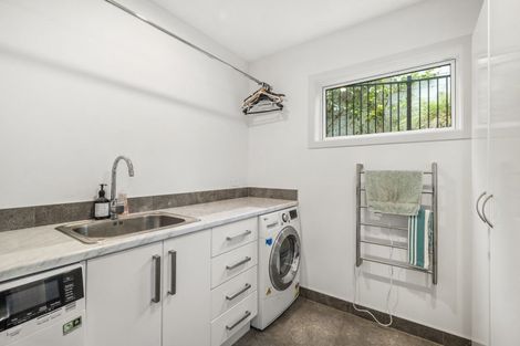 Photo of property in 70 Chesham Avenue, Waipahihi, Taupo, 3330