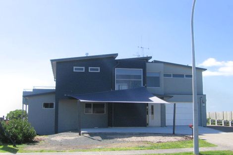 Photo of property in 449 Oceanbeach Road, Mount Maunganui, 3116