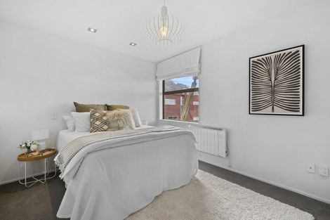 Photo of property in 23/2 Onslow Road, Khandallah, Wellington, 6035