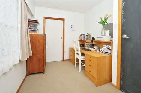 Photo of property in 30 Braid Road, St Andrews, Hamilton, 3200