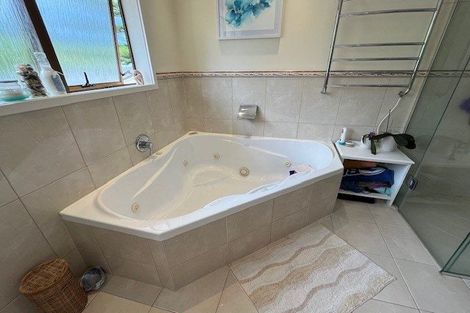 Photo of property in 336 Point View Drive, Shamrock Park, Auckland, 2016