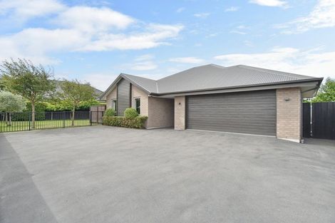 Photo of property in 8 Churchill Drive, Rangiora, 7400