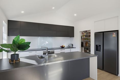Photo of property in 50 Blakes Road, Belfast, Christchurch, 8051