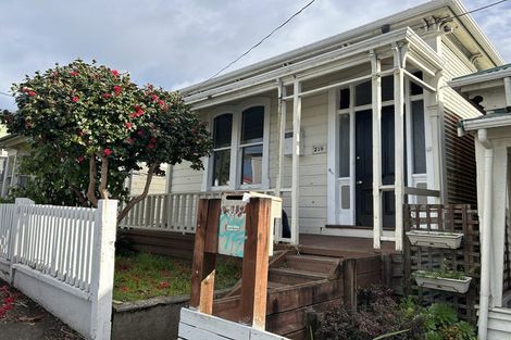 Photo of property in 218 Adelaide Road, Newtown, Wellington, 6021