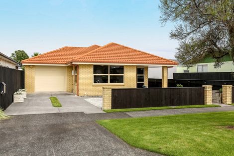 Photo of property in 12 Ropiha Street, Fitzroy, New Plymouth, 4312