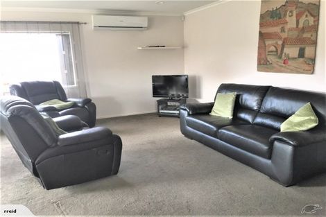 Photo of property in 1b Church Street, Tuakau, 2121