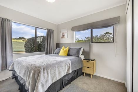 Photo of property in 23 Blue Heron Rise, Stanmore Bay, Whangaparaoa, 0932
