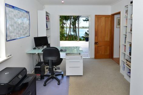 Photo of property in 59 Chatham Avenue, Paremoremo, Auckland, 0632