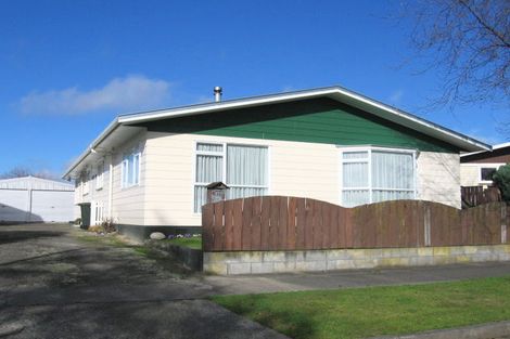 Photo of property in 30 Raglan Avenue, Cloverlea, Palmerston North, 4412
