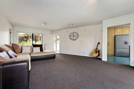 Photo of property in 123 Piha Road, Piha, New Lynn, 0772