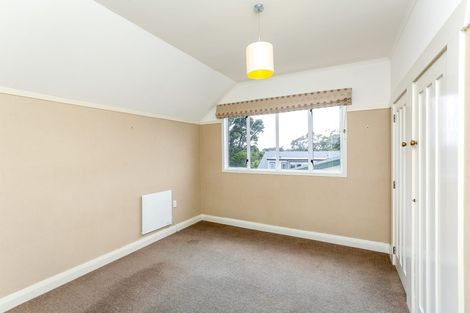 Photo of property in 12 Dorset Avenue, Westown, New Plymouth, 4310