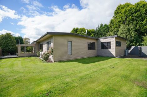 Photo of property in 29 Awarua Road, Otatara, Invercargill, 9879