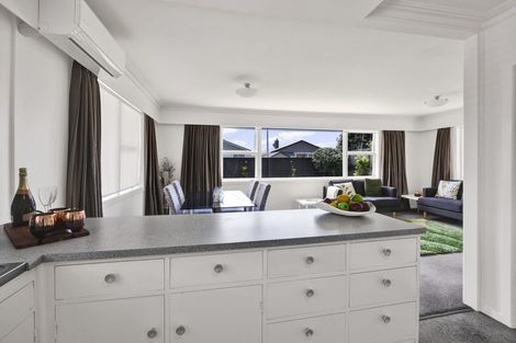 Photo of property in 70 Pendarves Street, New Plymouth, 4310