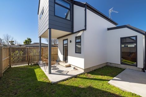 Photo of property in 2/13 Leitch Street, Somerfield, Christchurch, 8024