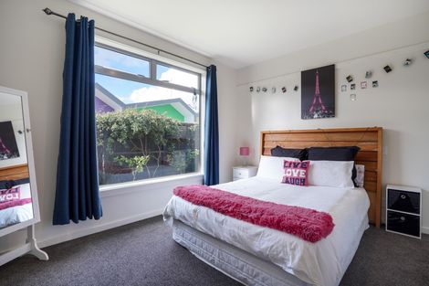 Photo of property in 123 Heretaunga Street, Palmerston North, 4414