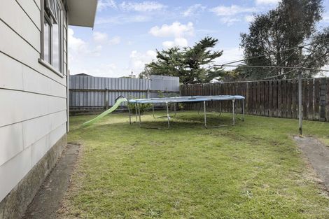 Photo of property in 6 Yates Street, Otaki Beach, Otaki, 5512