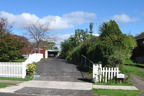 Photo of property in 27a Oakland Avenue, Papatoetoe, Auckland, 2025