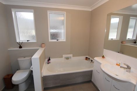 Photo of property in 128 Mount Herbert Road, Waipukurau, 4200