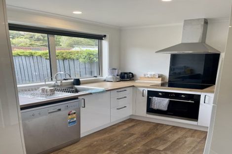 Photo of property in 104b Horoeka Street, Stokes Valley, Lower Hutt, 5019