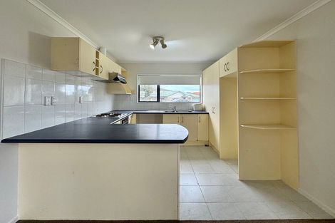 Photo of property in 76 Pitt Avenue, Clendon Park, Auckland, 2103