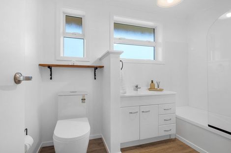 Photo of property in 88 Farquhars Road, Redwood, Christchurch, 8051