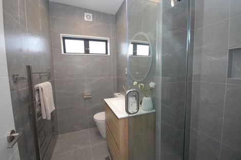 Photo of property in 123a Sunnynook Road, Forrest Hill, Auckland, 0620