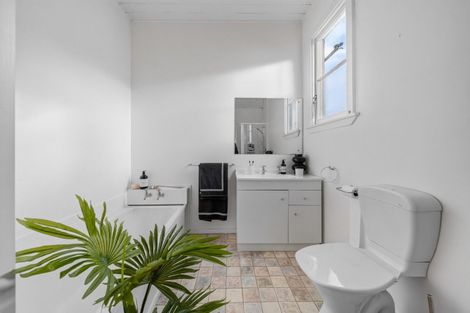 Photo of property in 106 Villa Street, Masterton, 5810