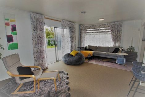 Photo of property in 15 Greenock Street, Redwood, Christchurch, 8051