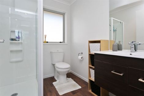 Photo of property in 15 Neal Street, Putaruru, 3411