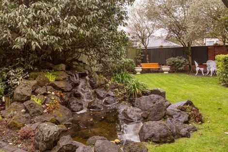 Photo of property in 149 Straven Road, Fendalton, Christchurch, 8014
