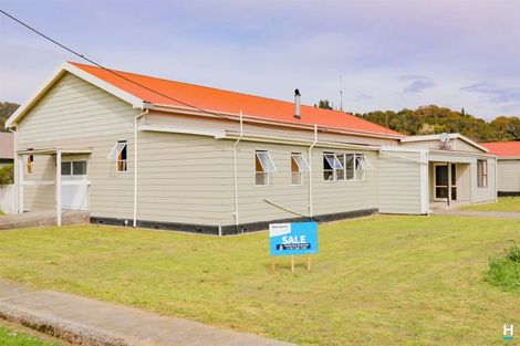 Photo of property in 37 Inverness Street, Dunollie, Runanga, 7803