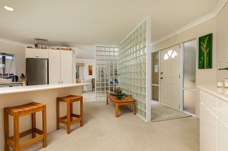 Photo of property in 3 Gala Place, Henderson, Auckland, 0612