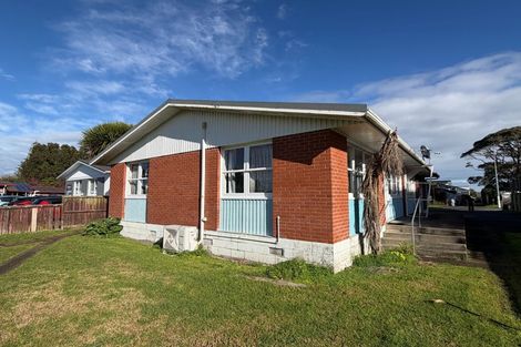 Photo of property in 83 Lincoln Road, Henderson, Auckland, 0610