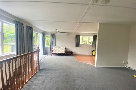 Photo of property in 3 Montgomery Avenue, Karori, Wellington, 6012