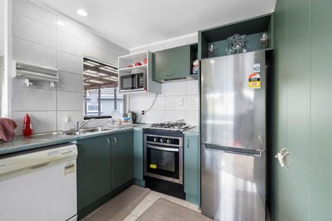 Photo of property in 2/83 Park Avenue, Papatoetoe, Auckland, 2025