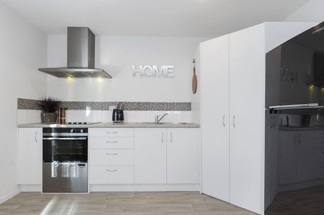 Photo of property in 11 Kamahi Crescent, Papamoa Beach, Papamoa, 3118