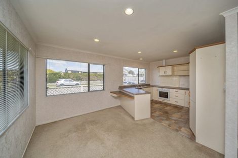 Photo of property in 41 Ngaio Street, Strandon, New Plymouth, 4312