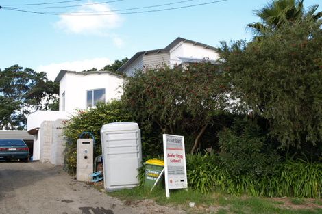 Photo of property in 151 Pah Road, Cockle Bay, Auckland, 2014