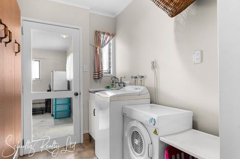 Photo of property in 13a Whaka Street, Maungaturoto, 0520