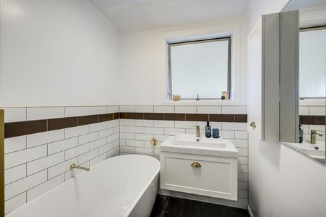 Photo of property in 165 Flaxmere Avenue, Flaxmere, Hastings, 4120