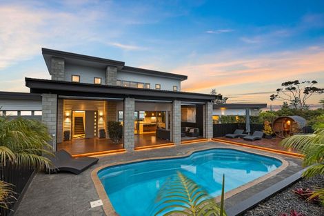 Photo of property in 1 Te Kawau Pass, Greenhithe, Auckland, 0632