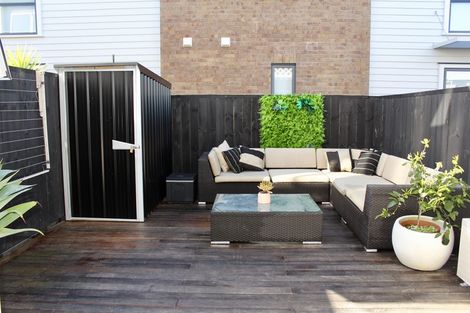 Photo of property in 22 Rangihina Road, Hobsonville, Auckland, 0616