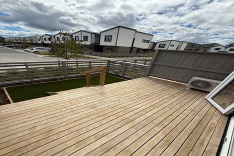 Photo of property in 118 Te Puketoka Lane, Mangere, Auckland, 2022