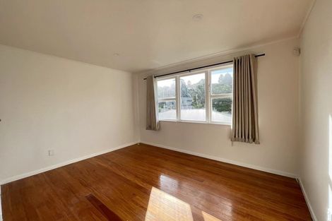 Photo of property in 63 Peach Road, Glenfield, Auckland, 0629