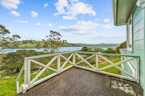 Photo of property in 111 Wharf Road, Port Albert, Wellsford, 0973