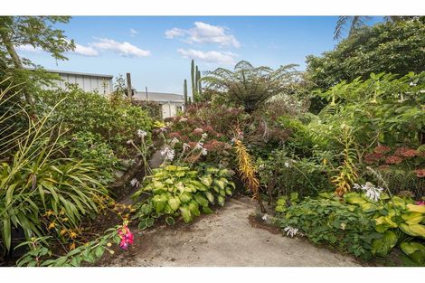 Photo of property in 27 Amundsen Grove, Stokes Valley, Lower Hutt, 5019