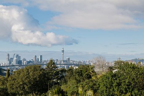 Photo of property in 10 Peregrine Place, Birkenhead, Auckland, 0626